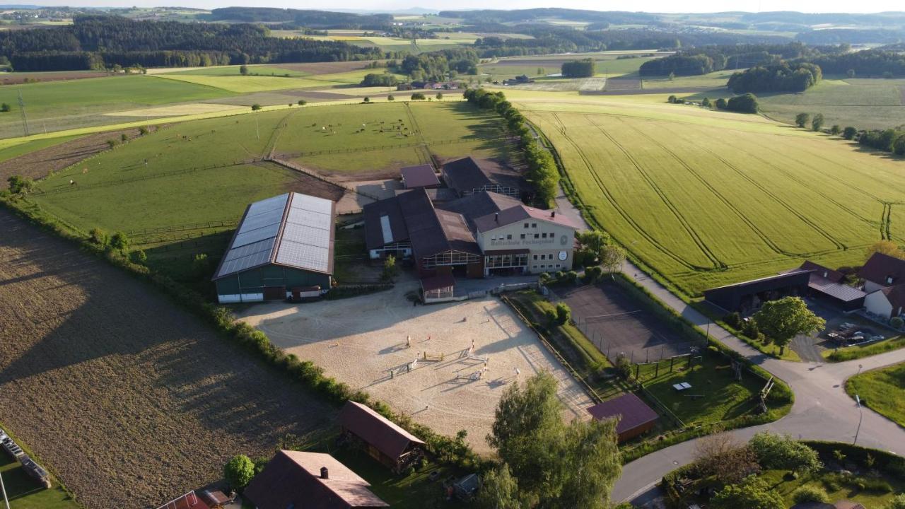 Pension & Reitschule Fuchsenhof Seebarn Dış mekan fotoğraf